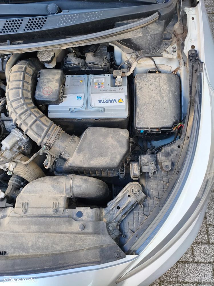 Kia Ceed SW 1.6 CRDi GT Line 7DCT - 30