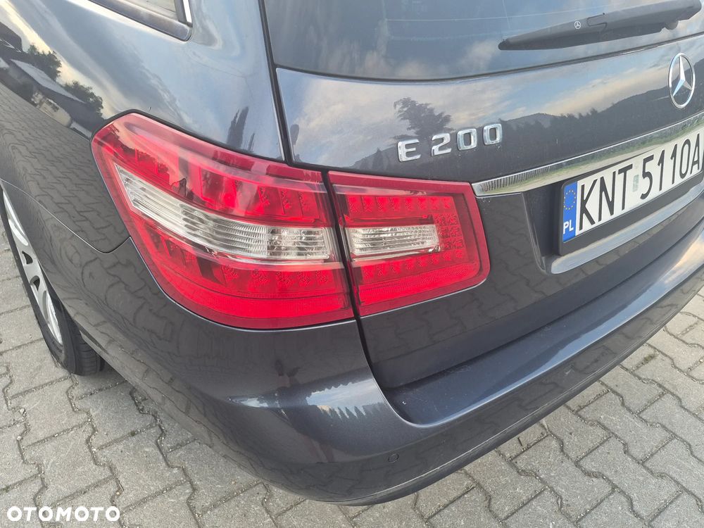 Mercedes-Benz Klasa E 200 CDI DPF BlueEFFICIENCY - 27