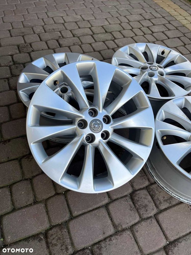 Oryginalne alufelgi Opel 5x105 18 cali CZUJNIKI Mokka Astra K J - 2
