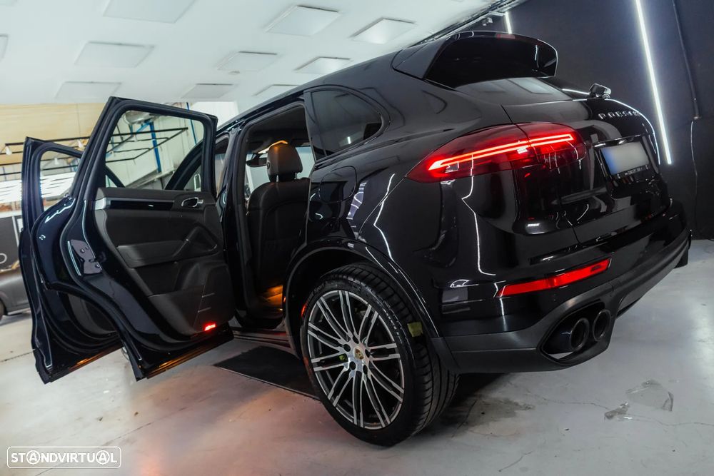 Porsche Cayenne S E-Hybrid Platinum Edition - 5