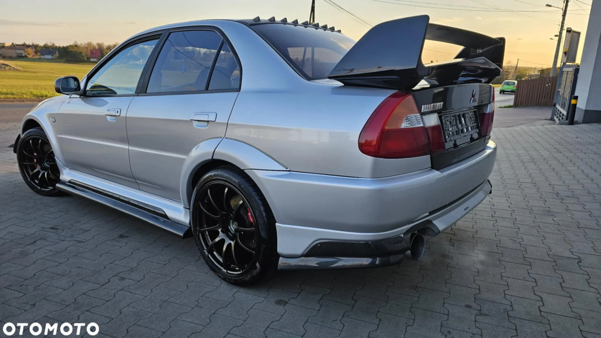 Mitsubishi Lancer Evolution IX - 7
