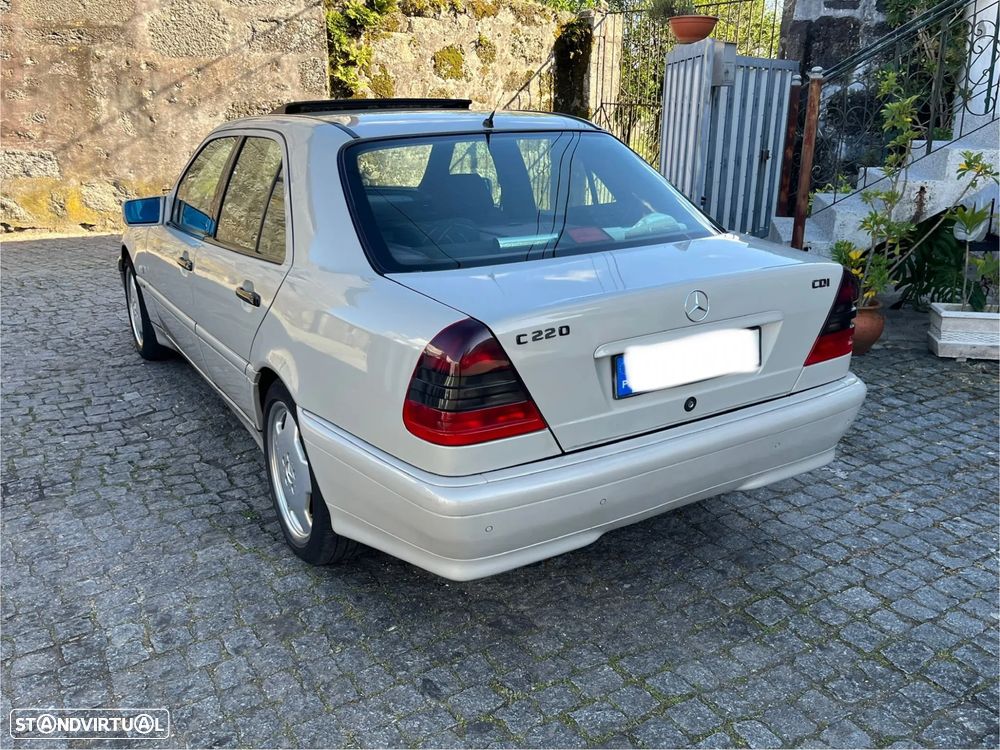 Mercedes-Benz C 220 - 6