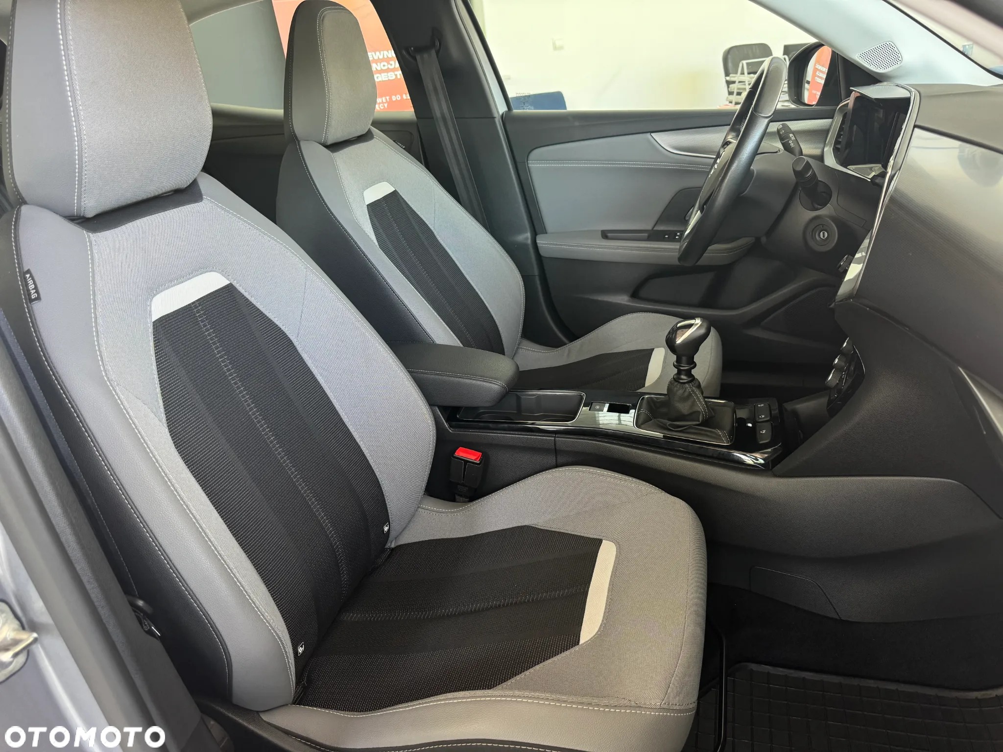 Opel Mokka 1.2 T Elegance S&S - 18