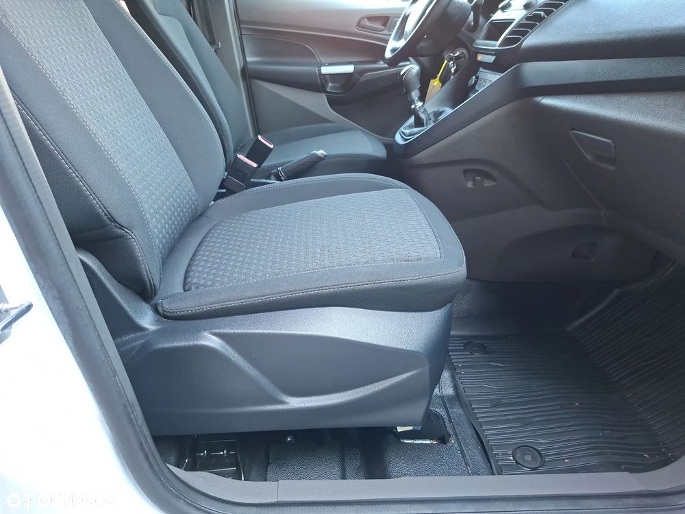 Ford Connect - 37