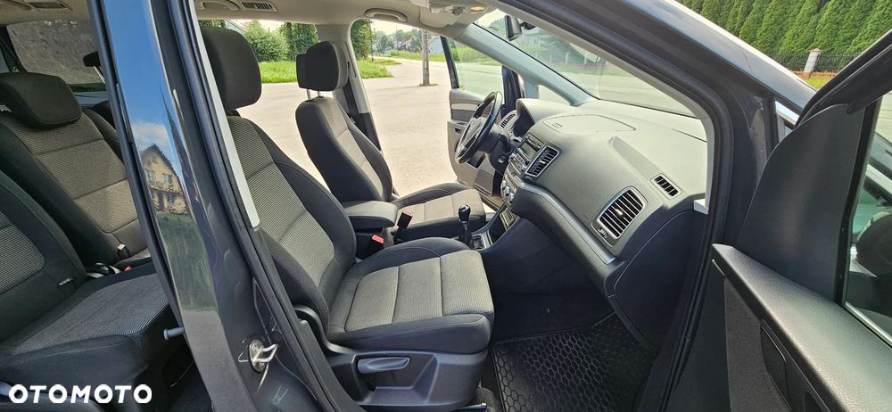 Volkswagen Sharan 2.0 TDI Comfortline - 28