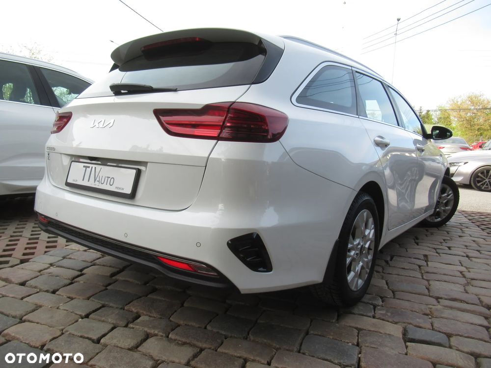Kia Ceed 1.5 T-GDI M - 4