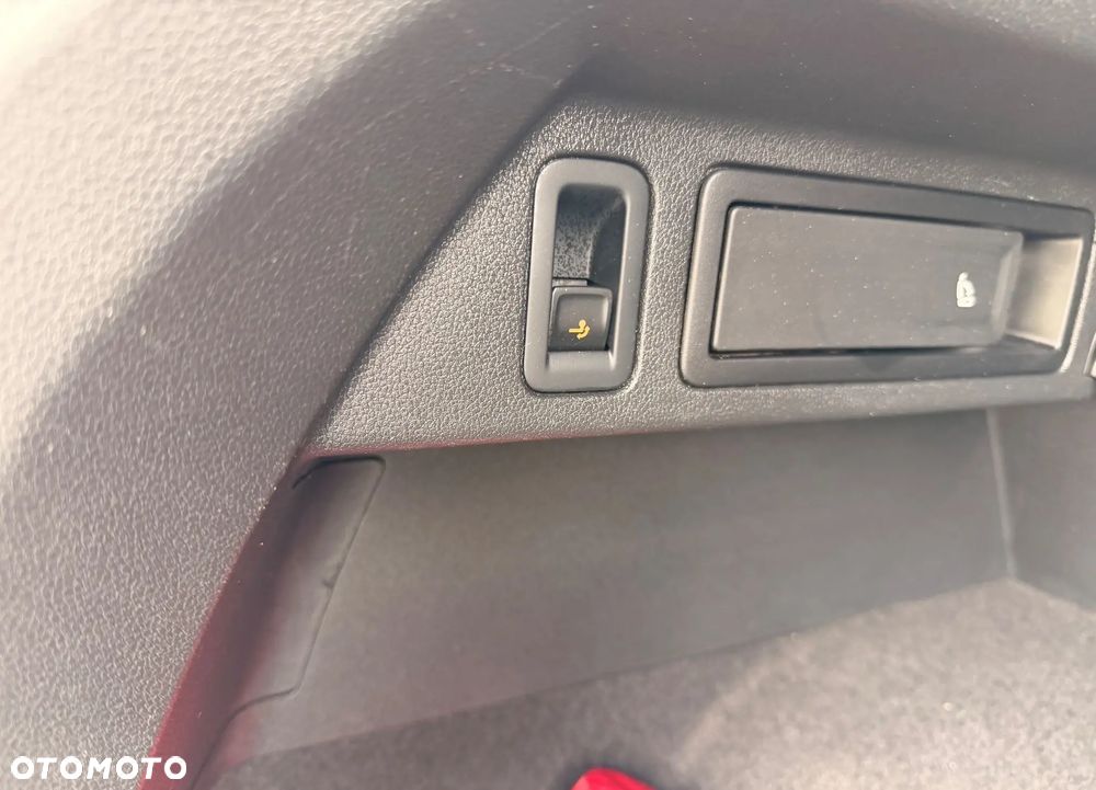 Volkswagen Tiguan 2.0 TDI SCR 4Mot Elegance DSG - 10