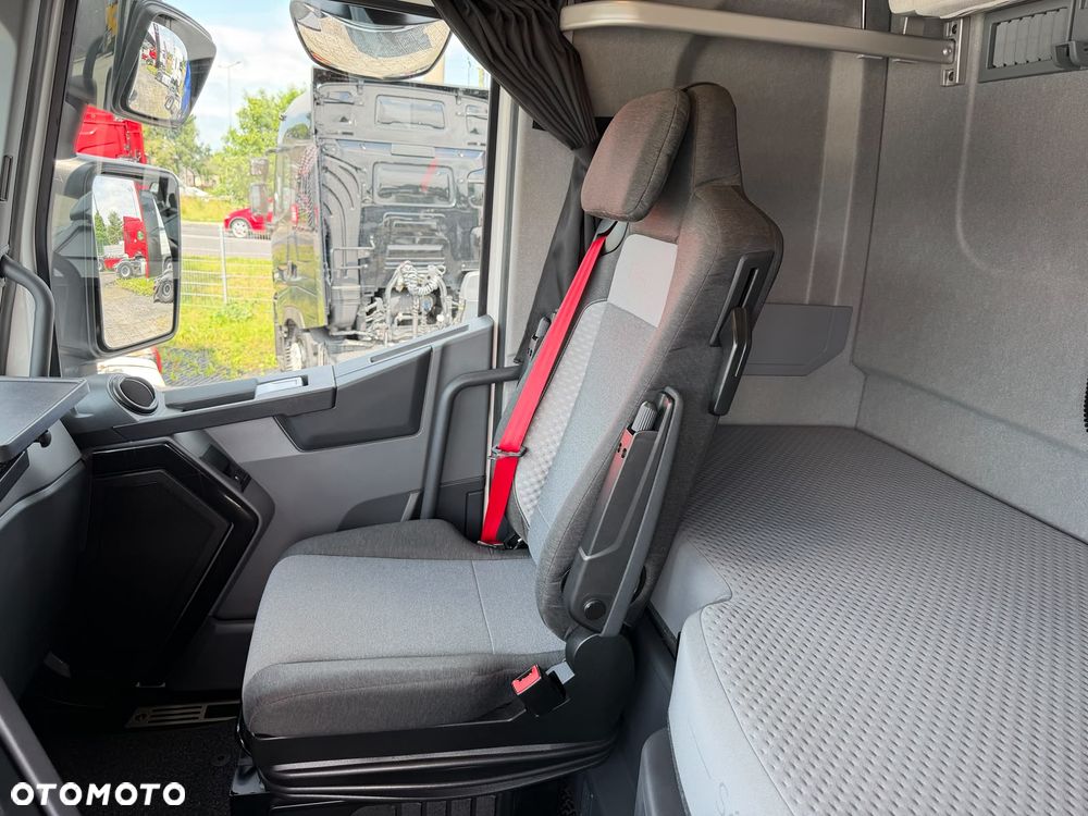 Renault T HIGH 520 x-low Mega - 17