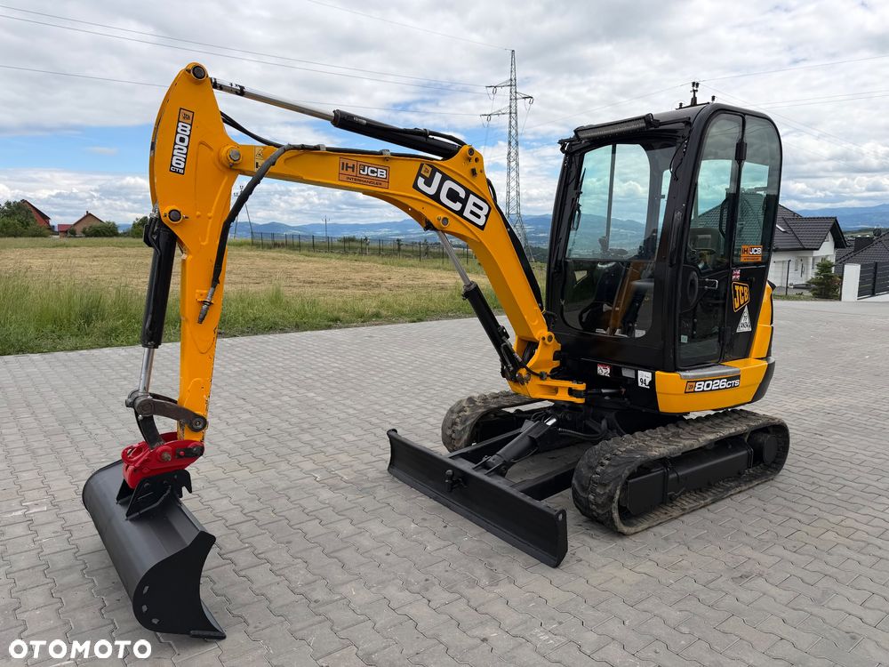 JCB 8026 - 7