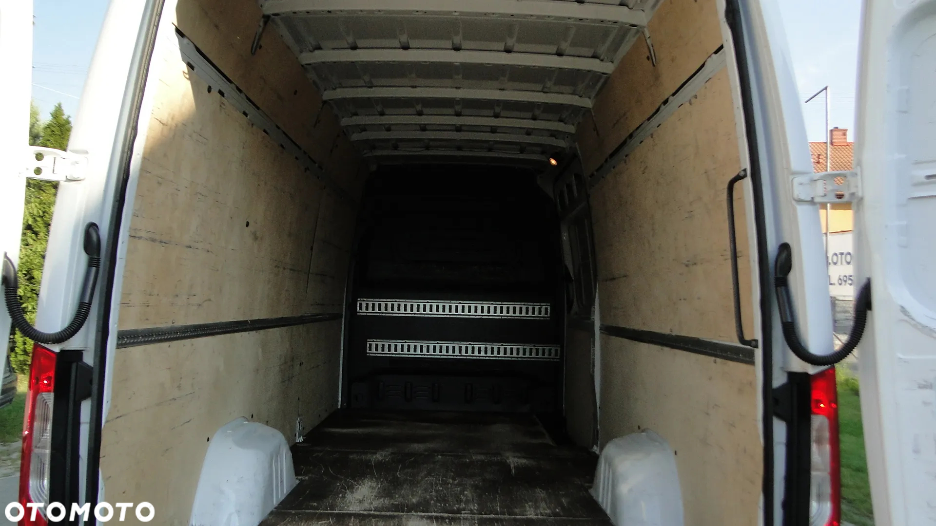 Mercedes-Benz SPRINTER - 10