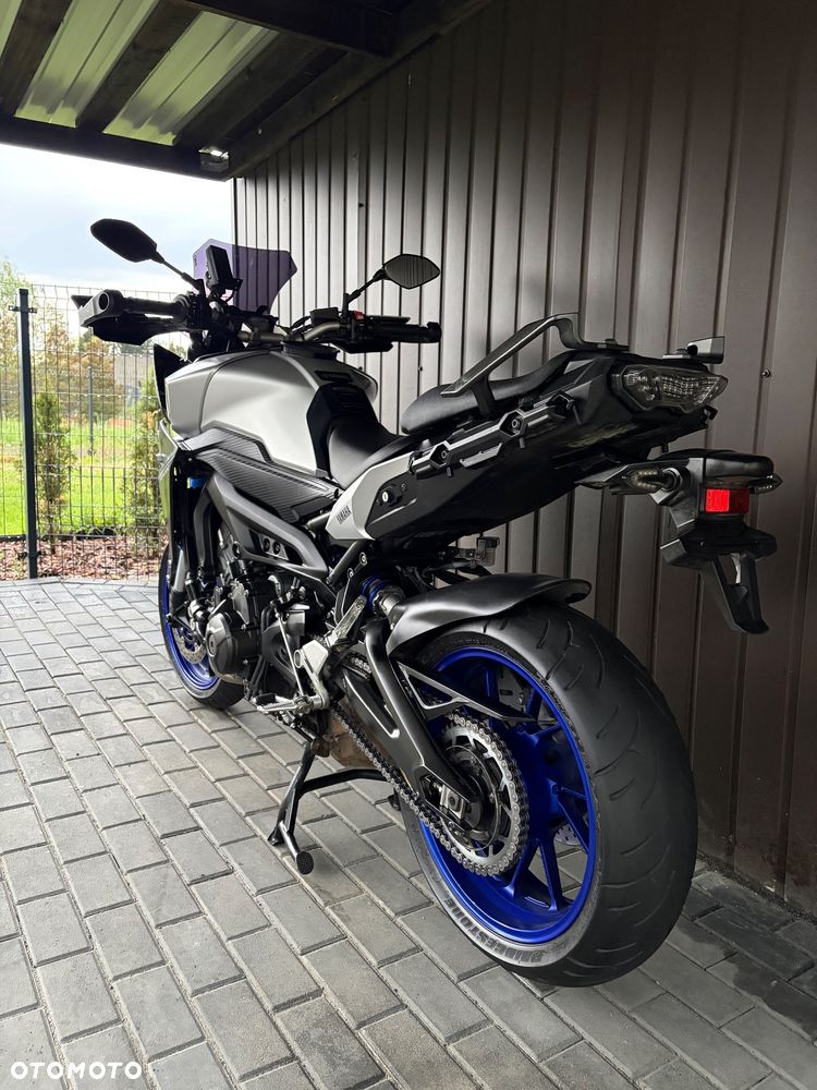 Yamaha MT - 11