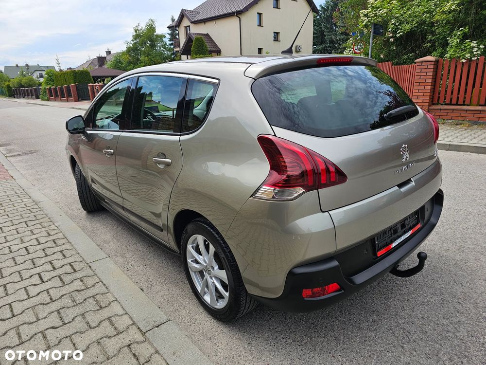 Peugeot 3008 1.6 BlueHDi Style S&S - 12