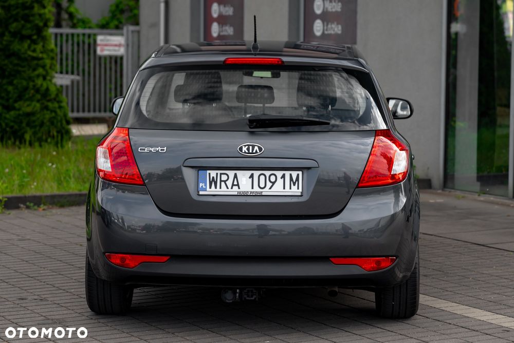 Kia Ceed 1.4 CVVT Spirit - 11
