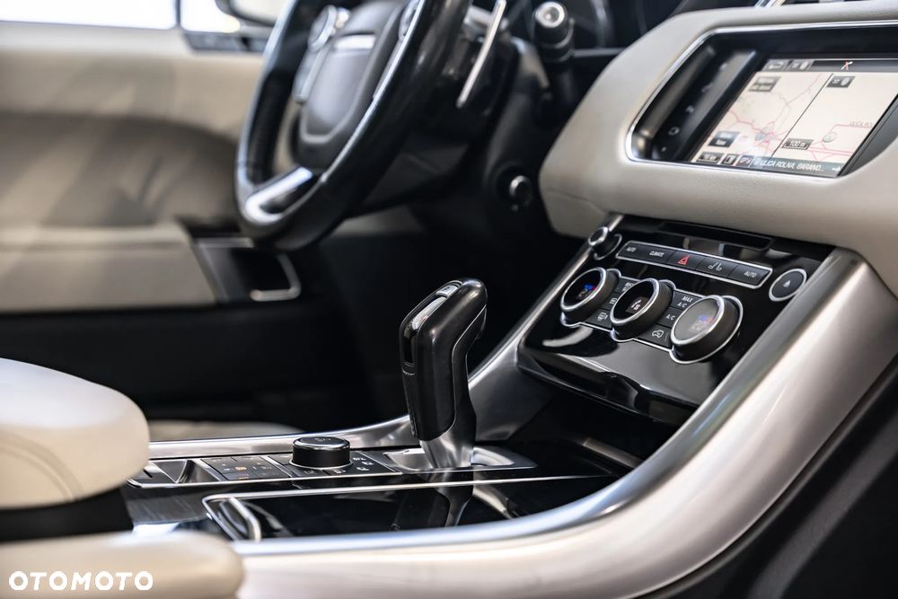 Land Rover Range Rover Sport S 3.0 SD V6 HSE Dynamic - 31