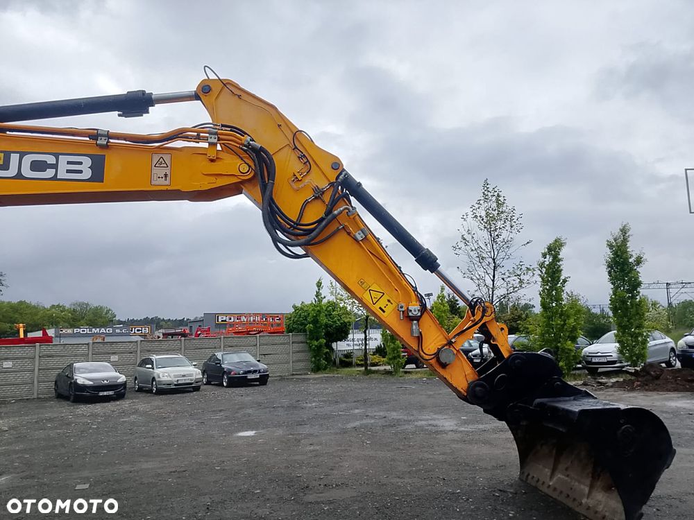 JCB 220XLC - 6