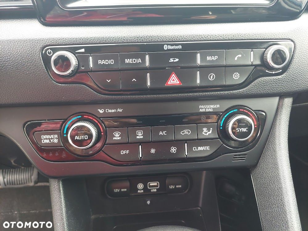 Kia Niro 1.6 GDI 2WD Vision - 11