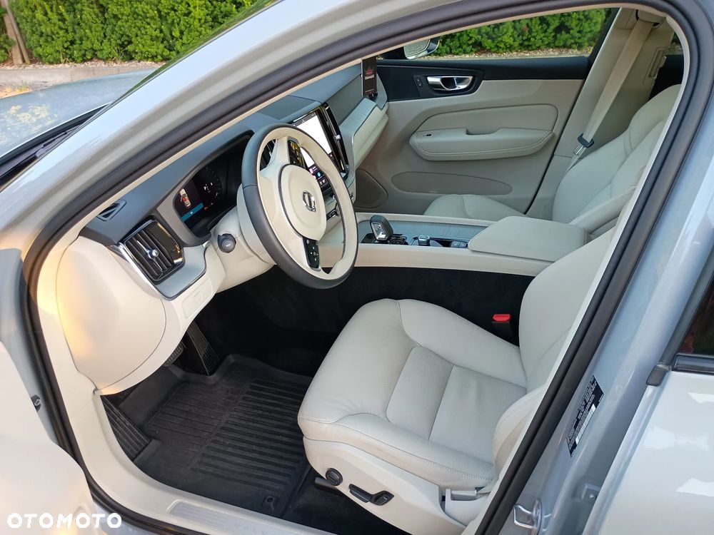 Volvo XC 60 - 8