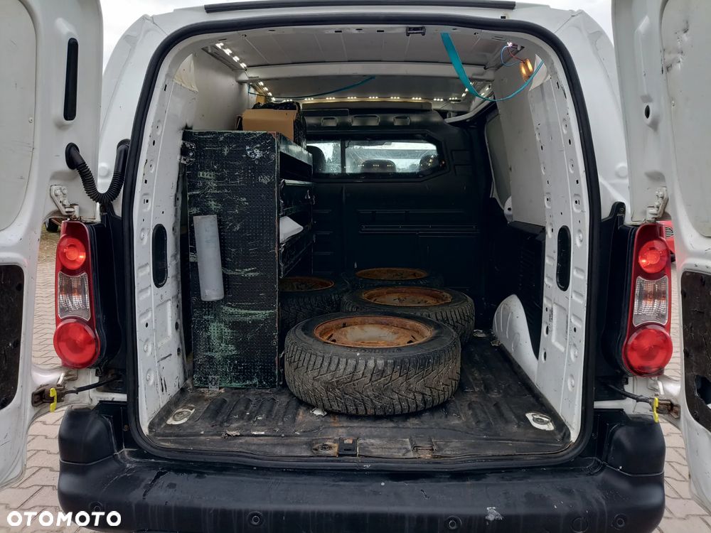 Peugeot Partner - 17