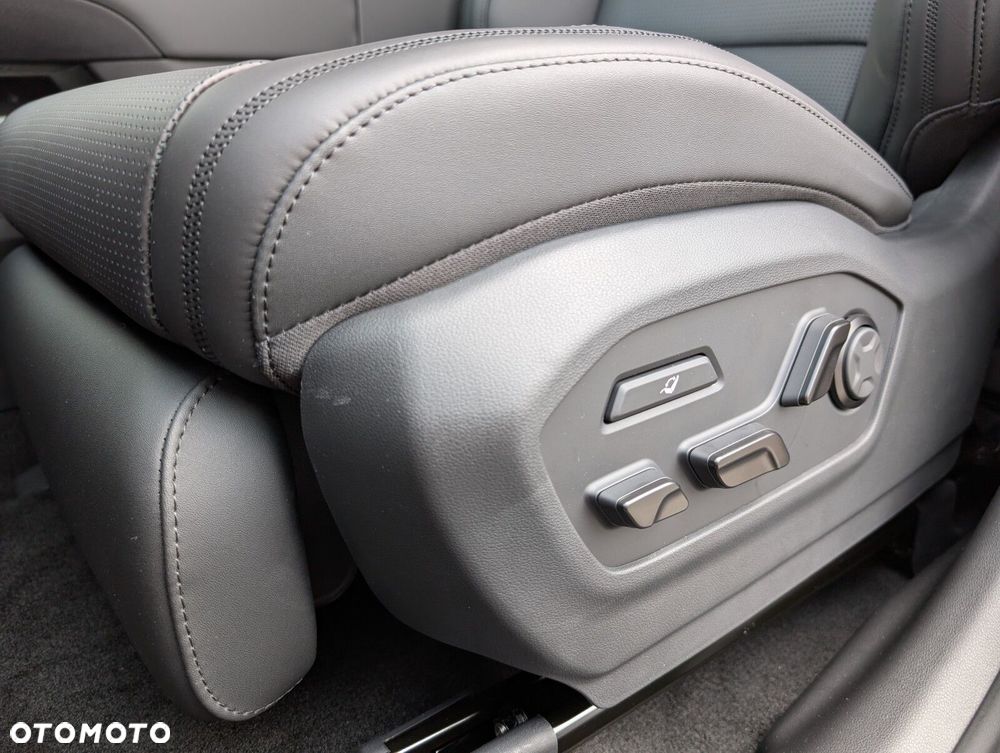 Hyundai Santa Fe 1.6 T-GDI HEV Calligraphy 4WD 6os - 21