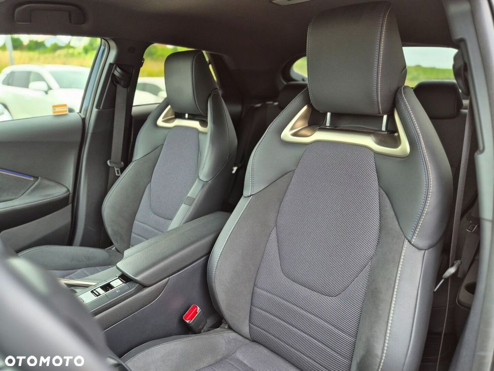 Toyota C-HR 2.0 Hybrid Dynamic Force Executive - 12