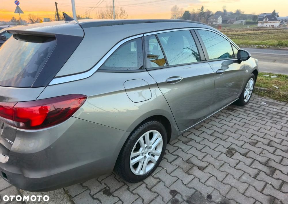 Opel Astra 1.4 T Enjoy - 13