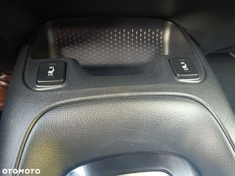 Toyota Corolla 1.8 Hybrid GPF Comfort - 8