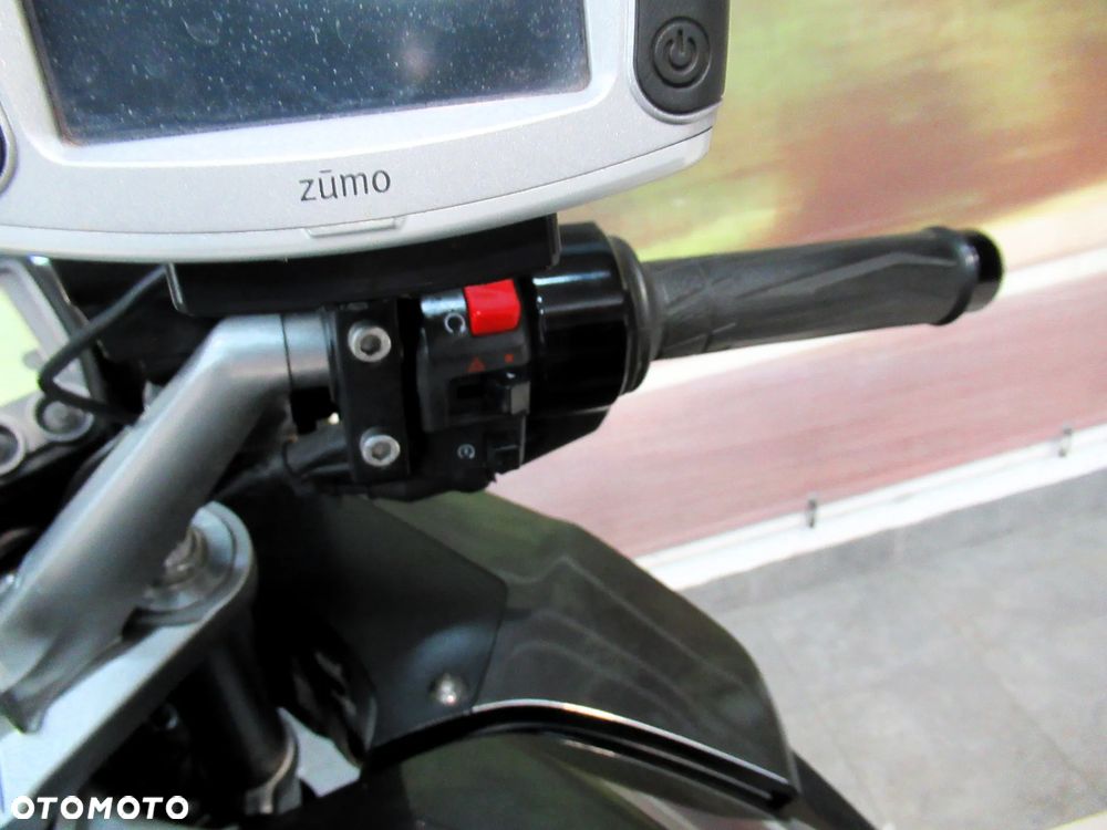 Yamaha FJR - 12