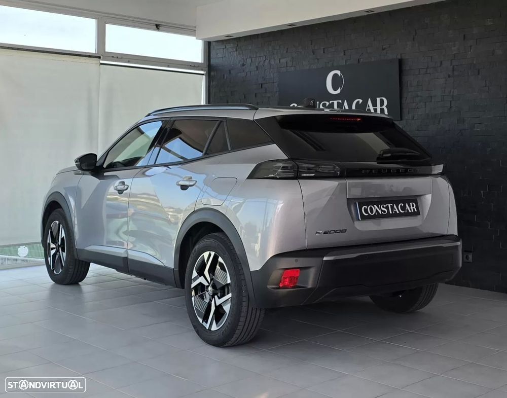 Peugeot e-2008 54 kWh Allure - 13