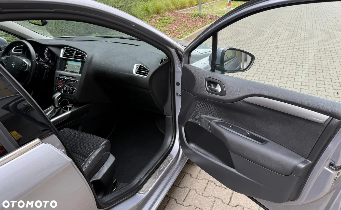 Citroën C4 PureTech 130 Stop&Start EAT8 SHINE - 12
