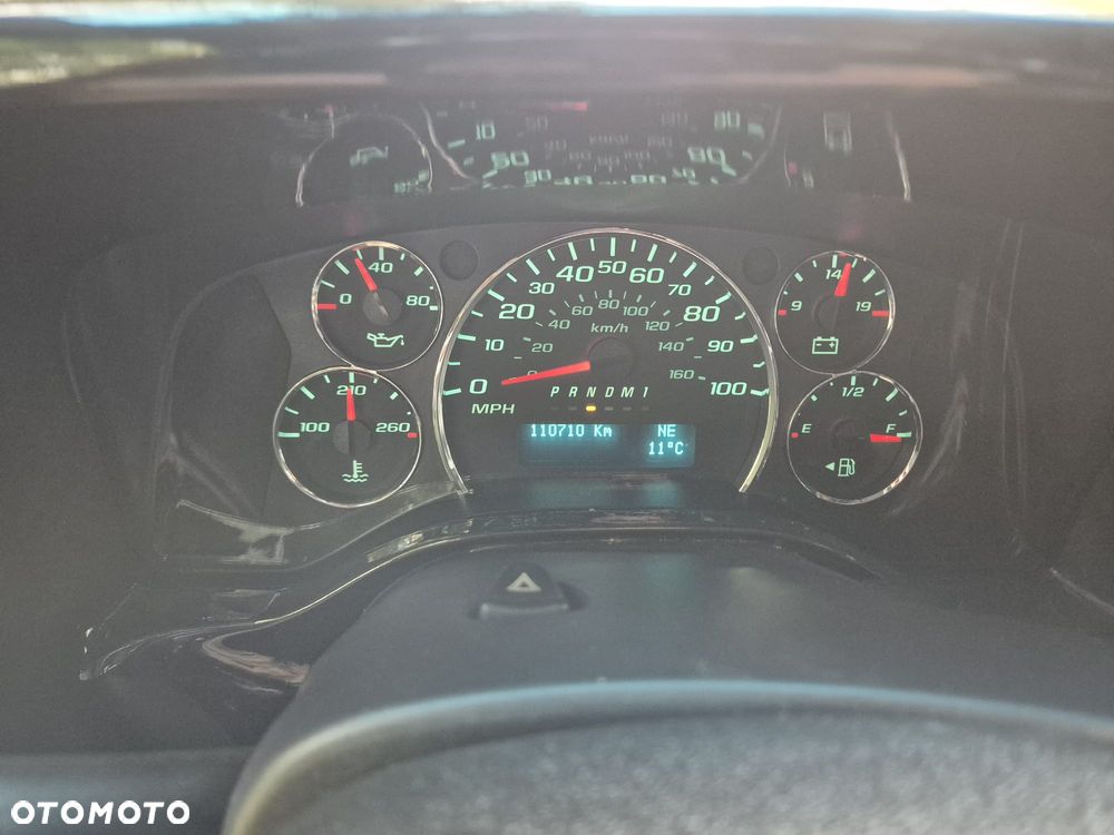Chevrolet Express - 27