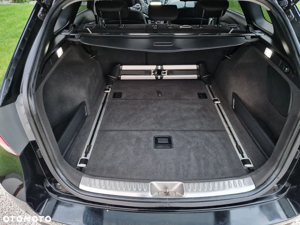Hyundai i40 i40cw 1.7 CRDi Automatik Fifa World Cup Edition - 39