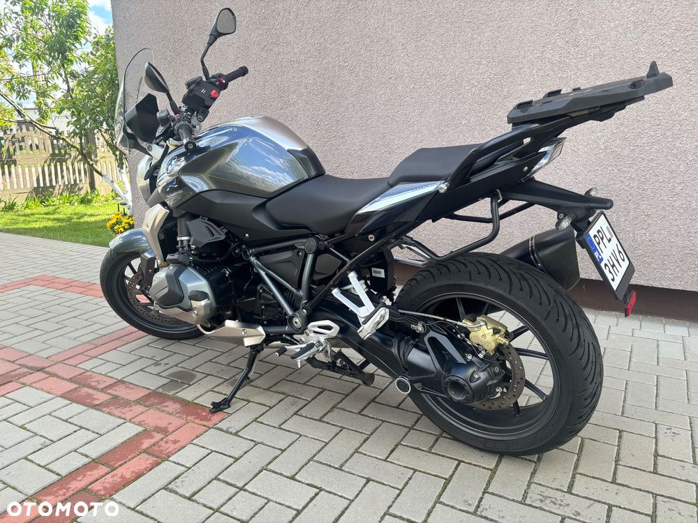 BMW R - 2