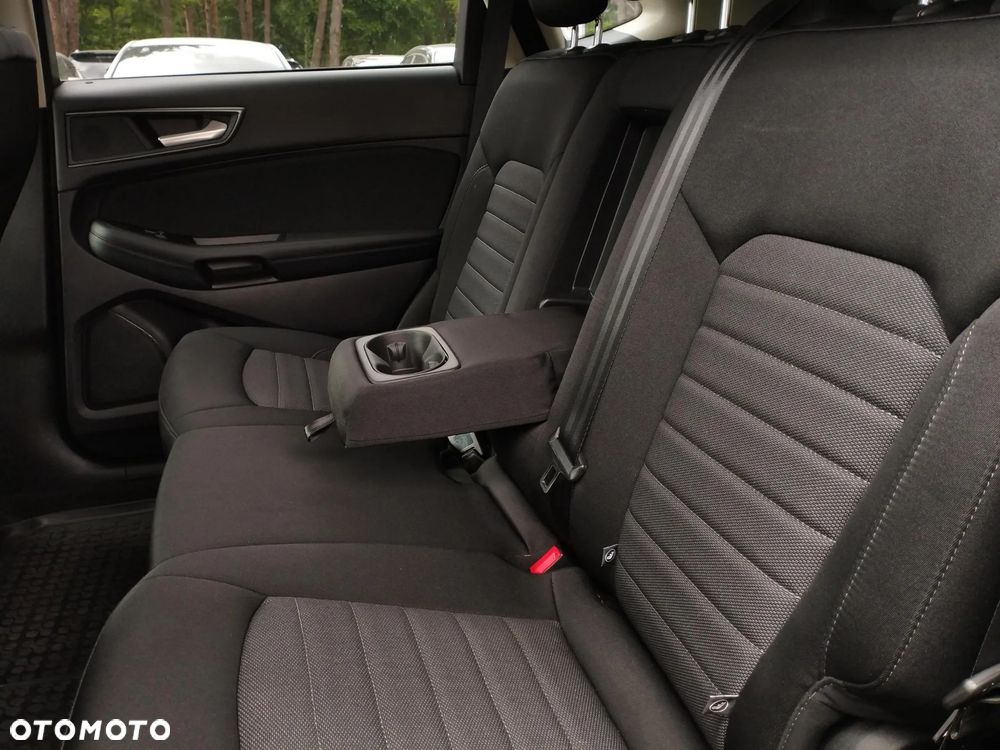 Ford Edge 2.0 EcoBlue Twin-Turbo 4WD Titanium - 22