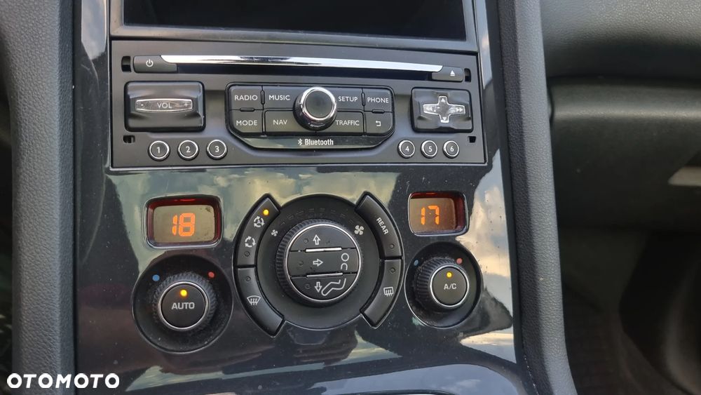 Peugeot 5008 HDI 160 Automatik Business-Line - 30