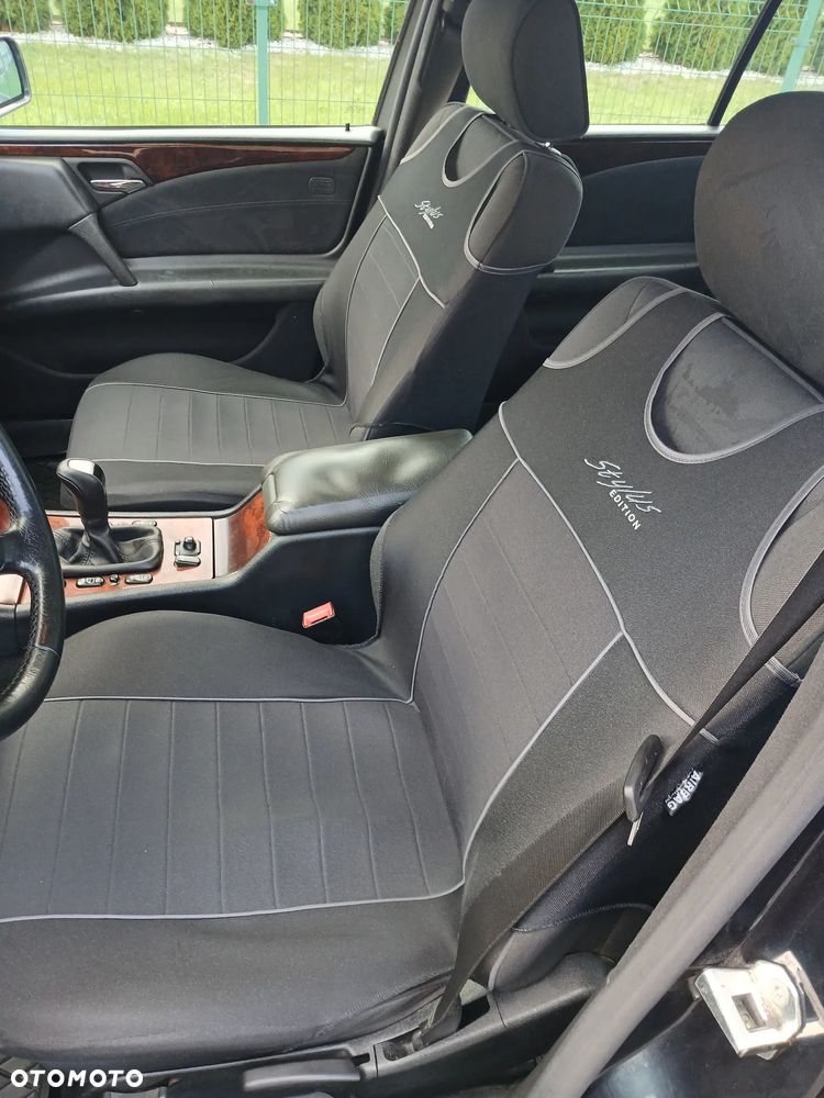 Mercedes-Benz Klasa E 200 CDI Elegance - 25