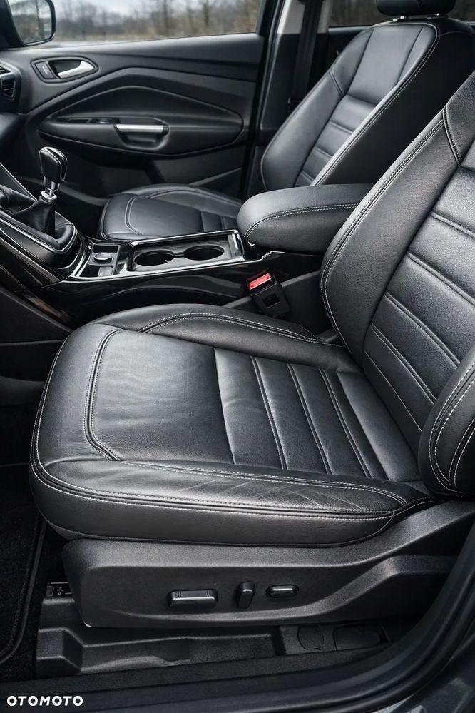 Ford Kuga 2.0 TDCi 4x2 Titanium - 4