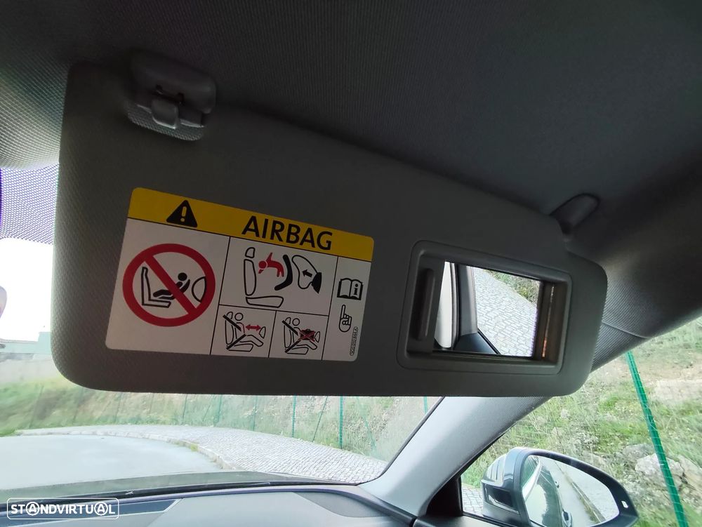 Audi A4 Avant 2.0 TDI quattro Advance S tronic - 17