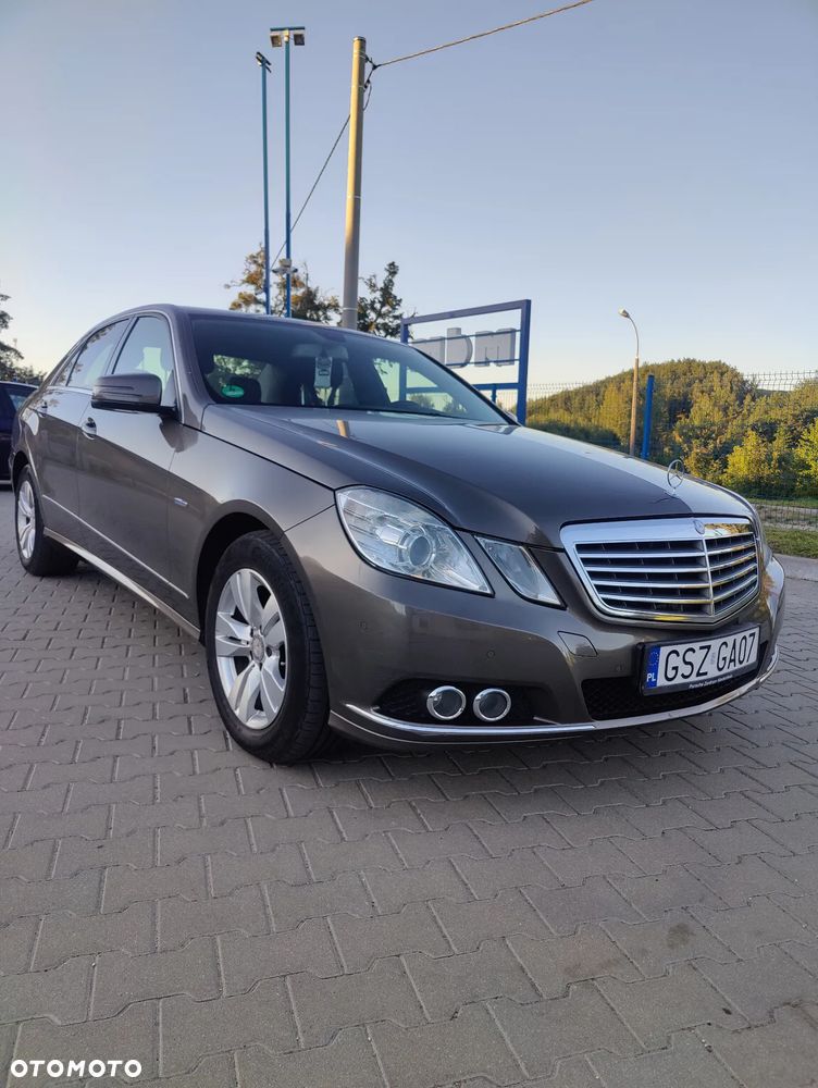 Mercedes-Benz Klasa E 250 CDI DPF BlueEFFICIENCY Automatik Elegance - 7
