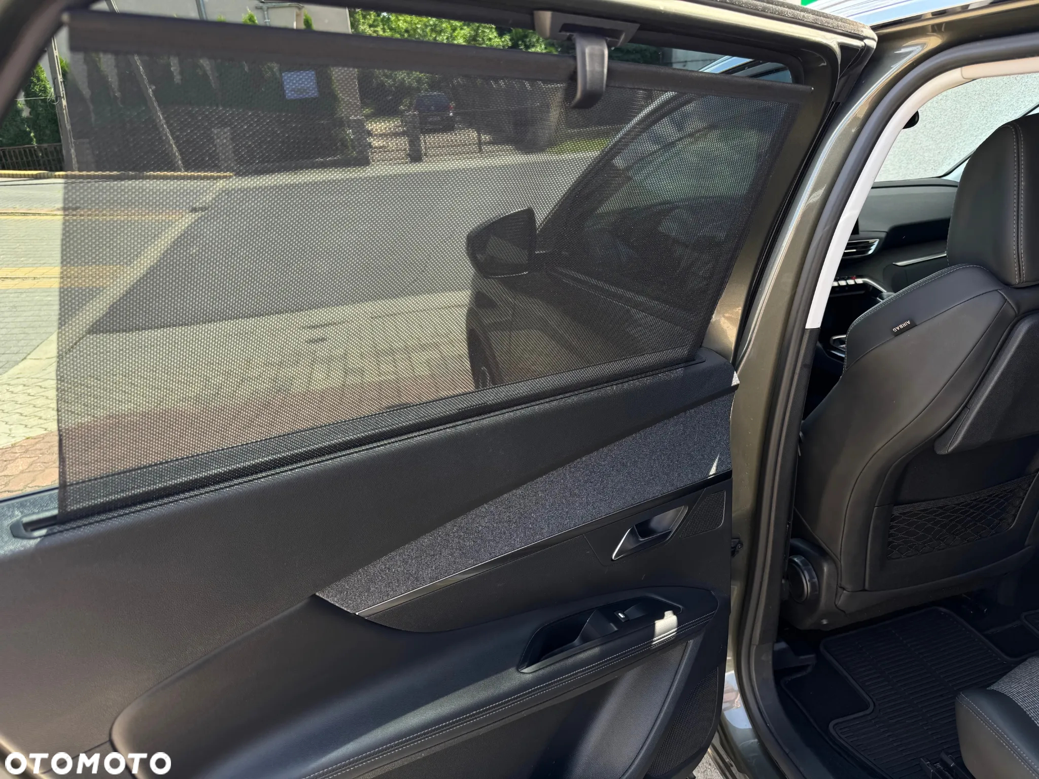 Peugeot 5008 - 24