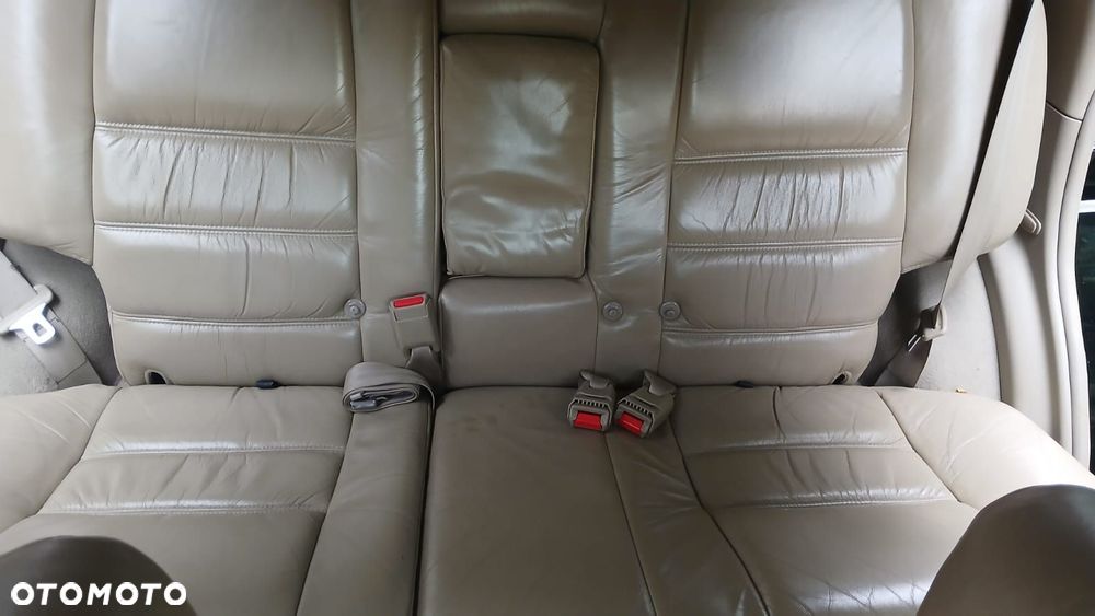 Nissan Pathfinder - 16