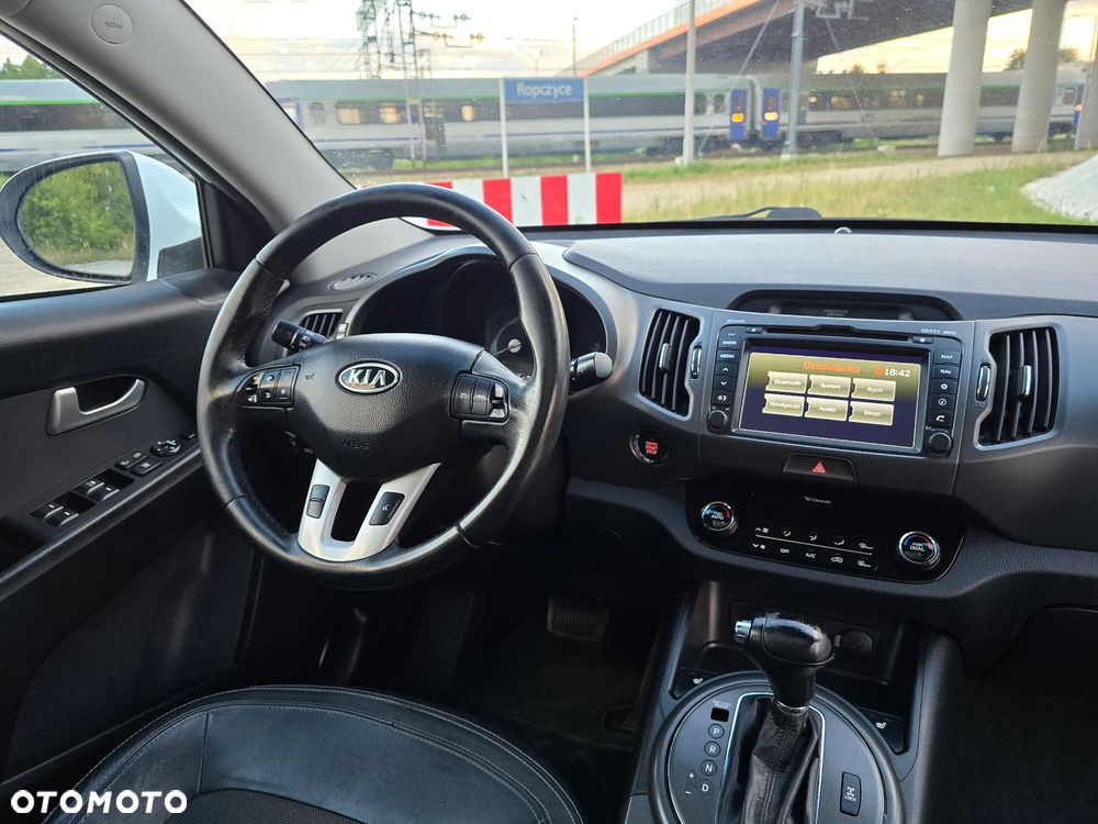 Kia Sportage 2.0 CRDI XL - 28