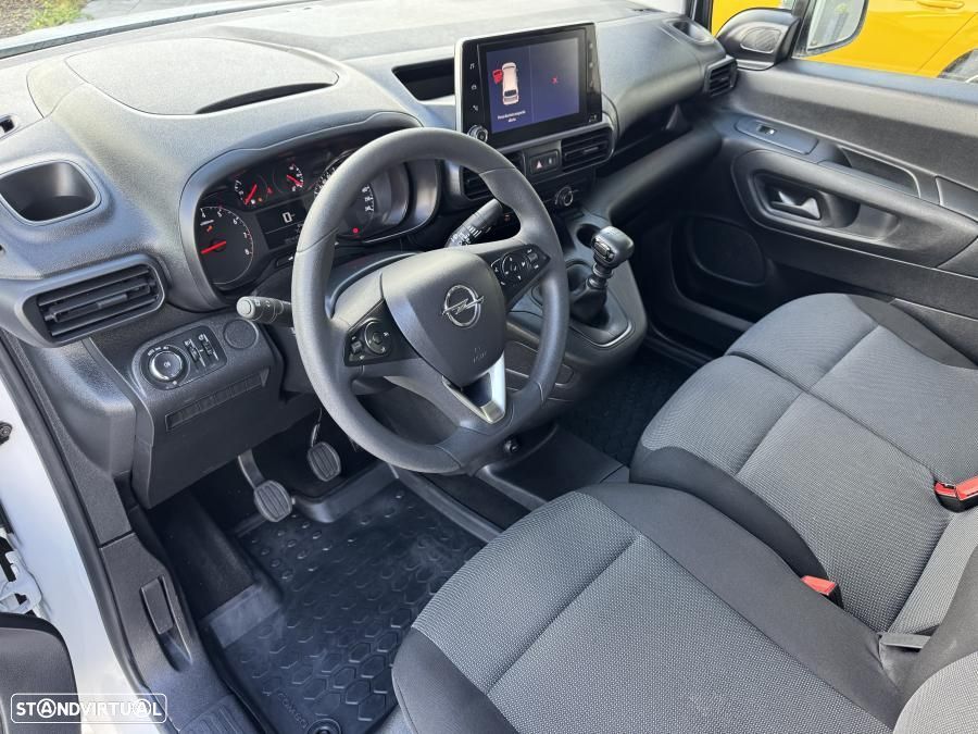 Opel Combo 1.5 CDTi 102cv L1H1 Enjoy 3 Lug. c/IVA DEDUTÍVEL - 10
