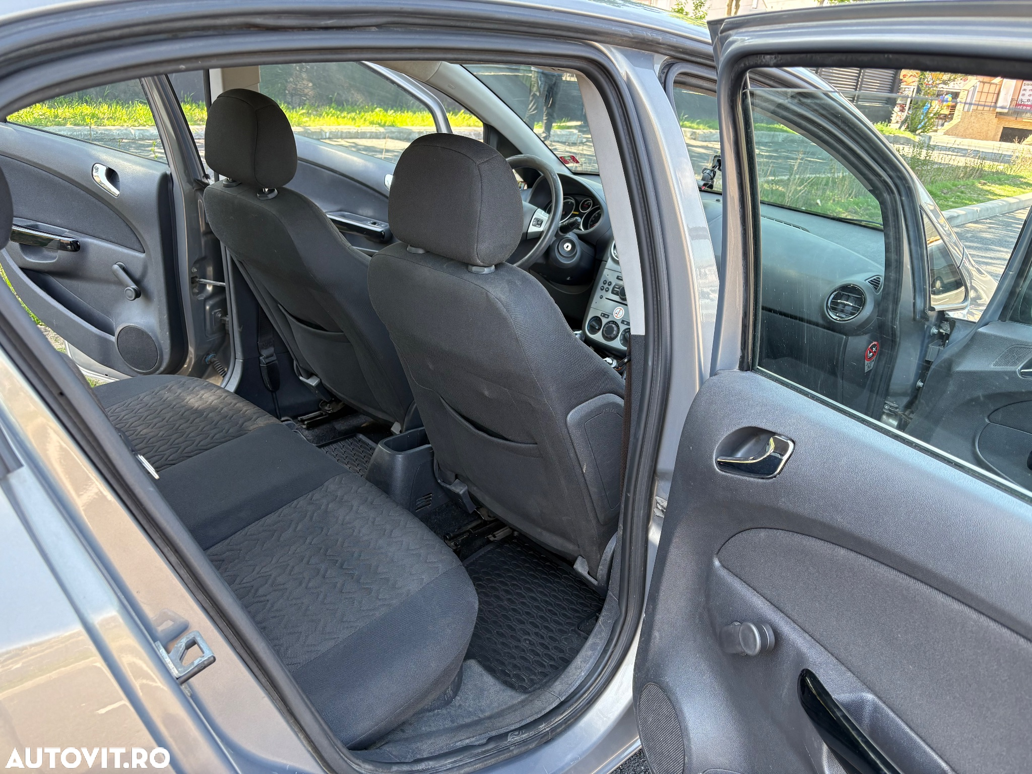 Opel Corsa - 12