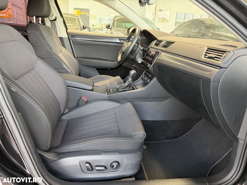 Skoda Superb 2.0 TDI DSG Sportline - 16
