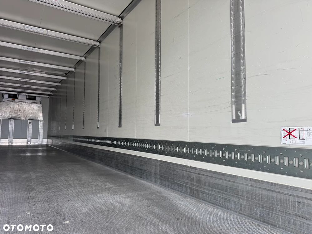 Krone Chłodnia ,Doppelstock , Carrier Vector 1550, 180.000km!! - 15