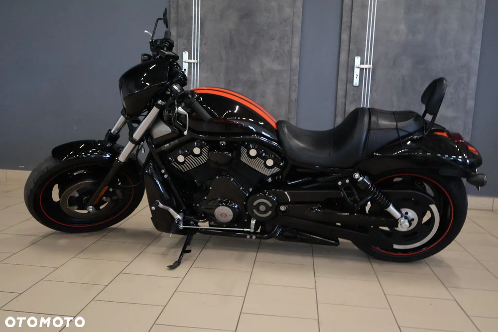 Harley-Davidson V-Rod Night Rod - 2