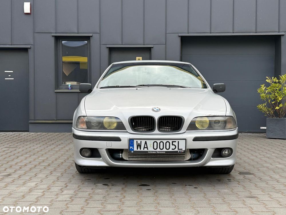 BMW Seria 5 525d - 1