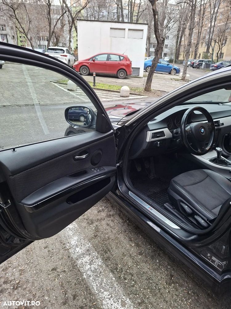 BMW Seria 3 320d - 8