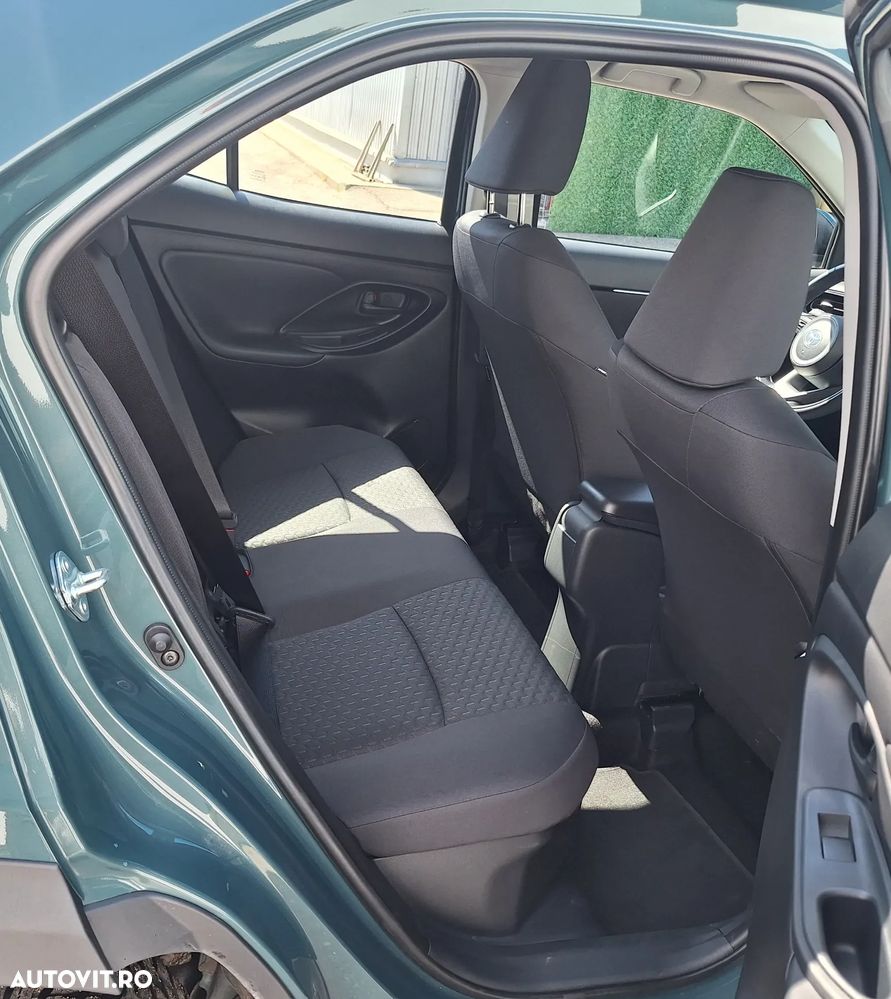 Toyota Yaris Cross 1.5 VVT-i HSD 4x2 Active - 12
