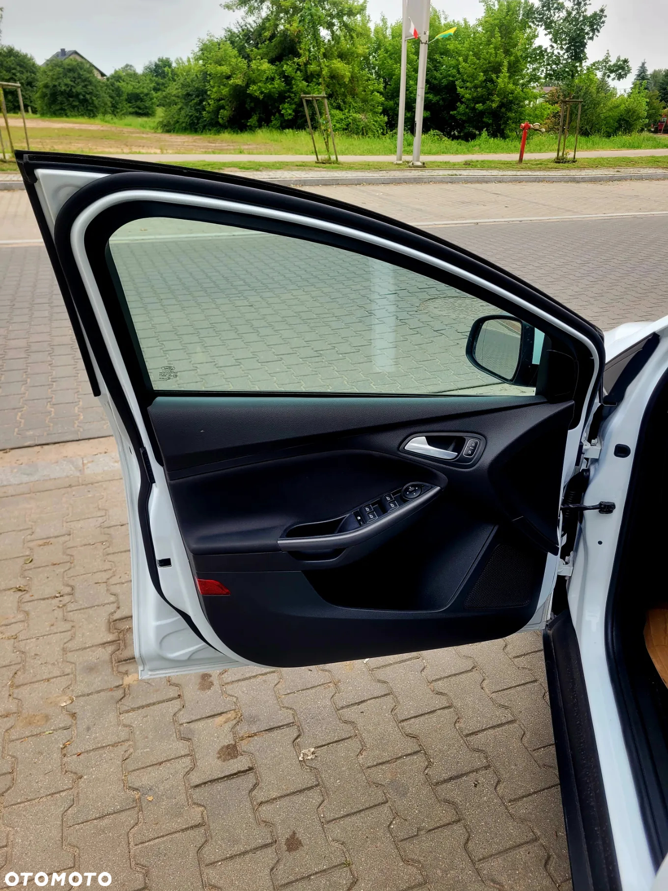 Ford Focus - 25